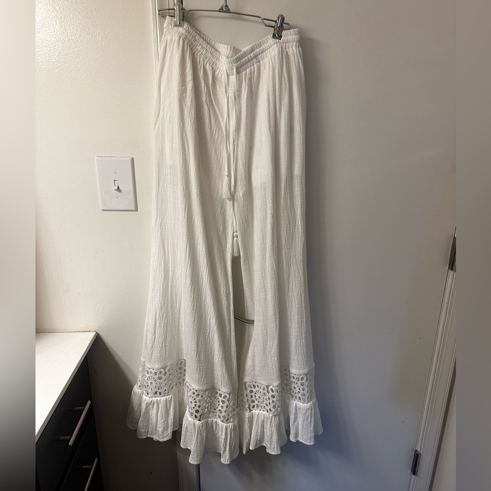 Promesa White Boho Wide Leg Crochet Inset Pants — NWT